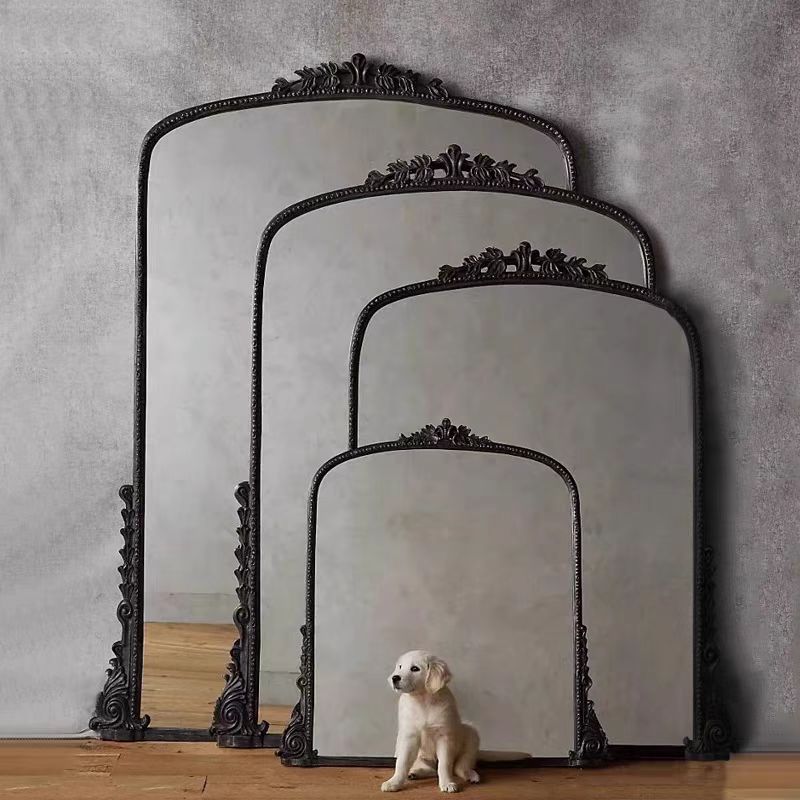 Imperial Gild Vintage Wall Mirror